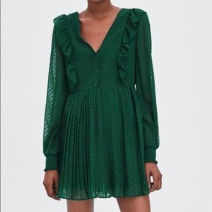 Zara Trafaluc emerald green long sleeve mini dress